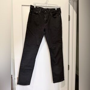 Levi's Women’s Black Slim Straight Jeans